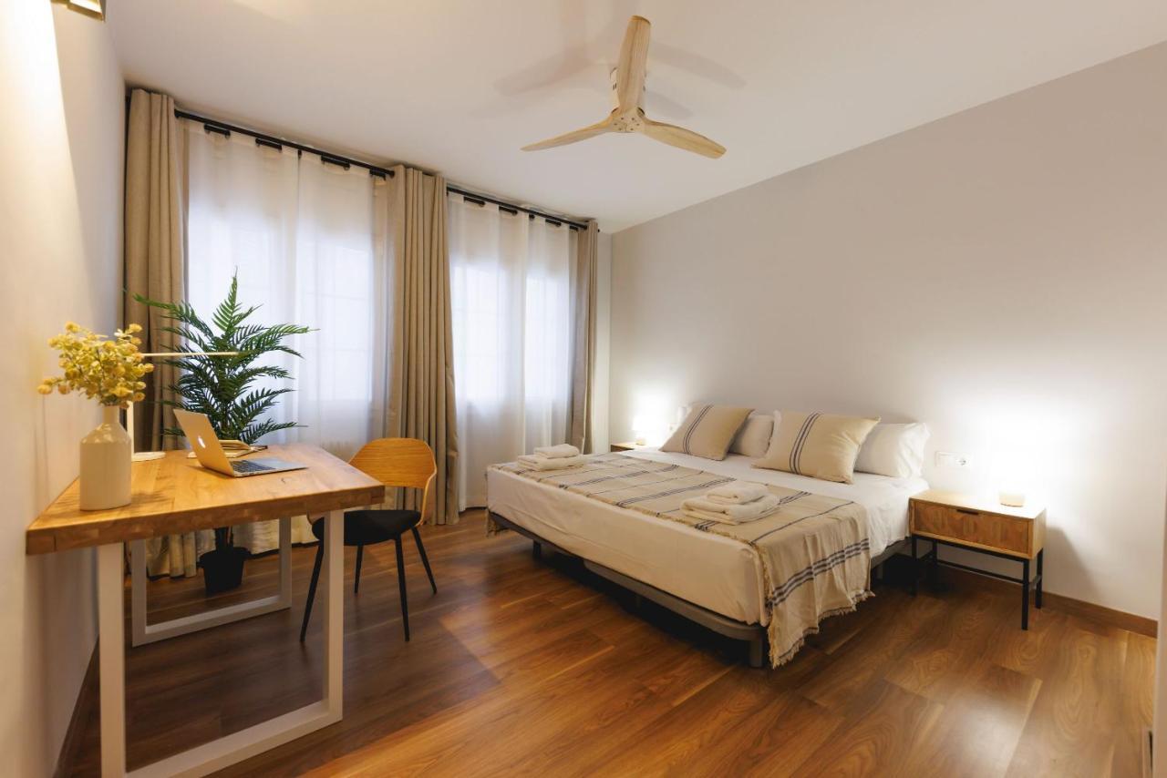 Bravissimo Figuerola, Spacious 3-Bedroom Apartment Херона Екстериор снимка